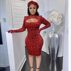 Shane Justin Leopard Dress: Monroe